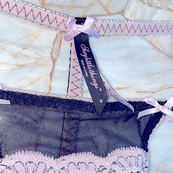 “Sexy little things” VS Very Sexy G-String Thong Panty Lace Mesh Rare Small - Picture 2 of 9